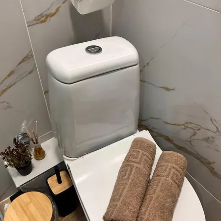 아파트 Halara By The