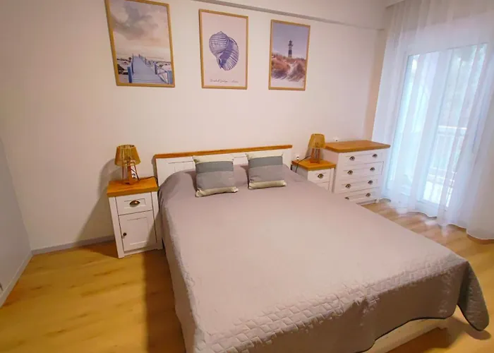 Halara By The * 卡瓦拉