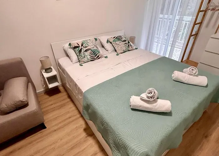 Halara By The 卡瓦拉